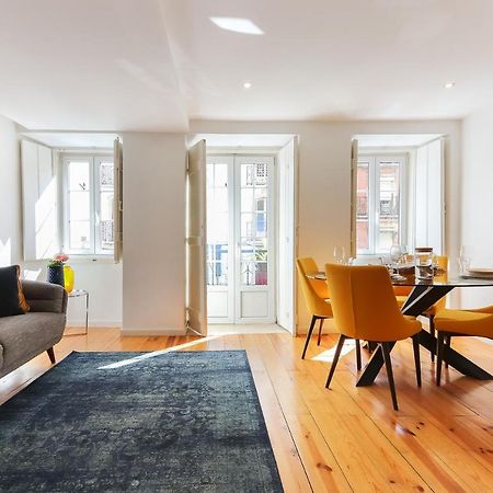 Charming And Stylish Downtown Apt In XIX Century Building Lisboa Dış mekan fotoğraf