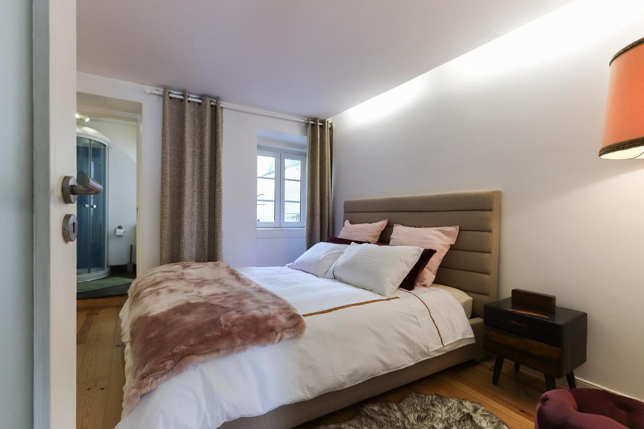 Charming And Stylish Downtown Apt In XIX Century Building Lisboa Dış mekan fotoğraf